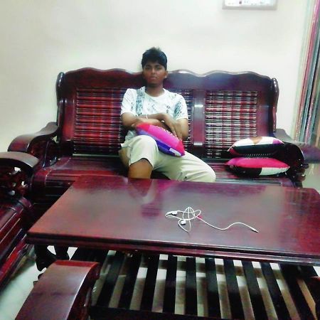 Sabri Guest House Tiruvannāmalai Esterno foto