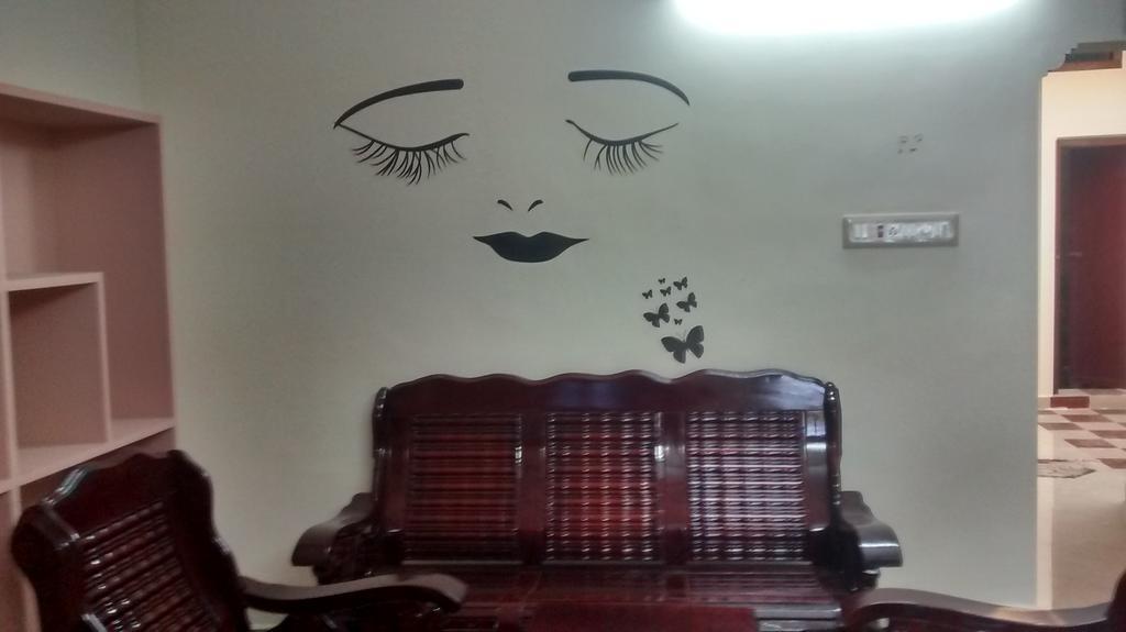 Sabri Guest House Tiruvannāmalai Esterno foto