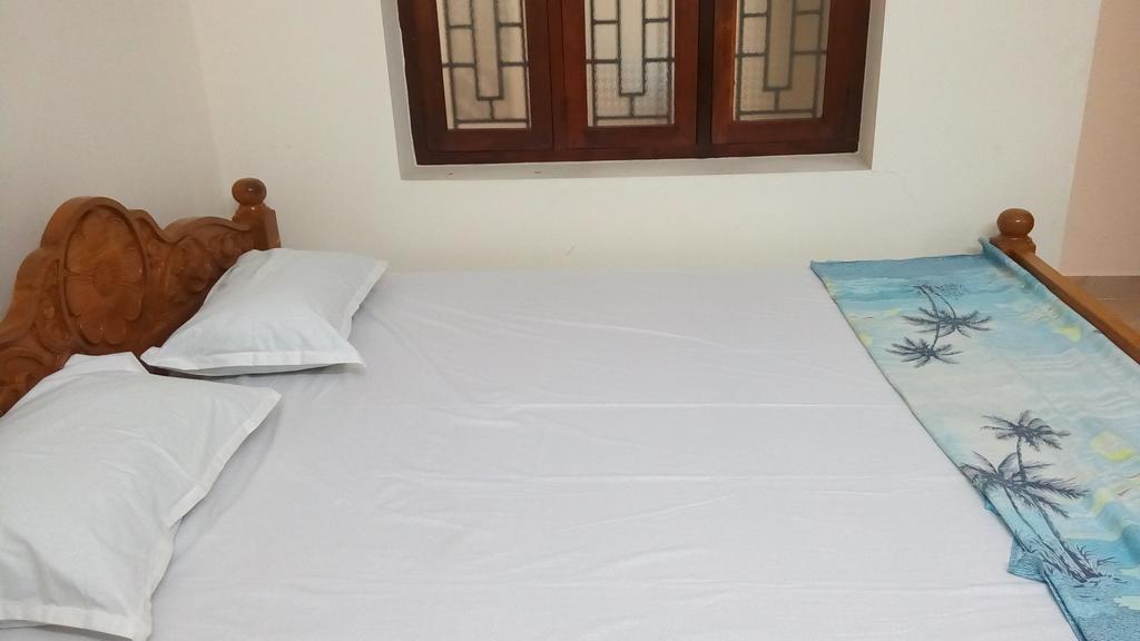 Sabri Guest House Tiruvannāmalai Esterno foto