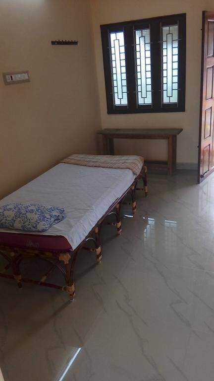 Sabri Guest House Tiruvannāmalai Esterno foto