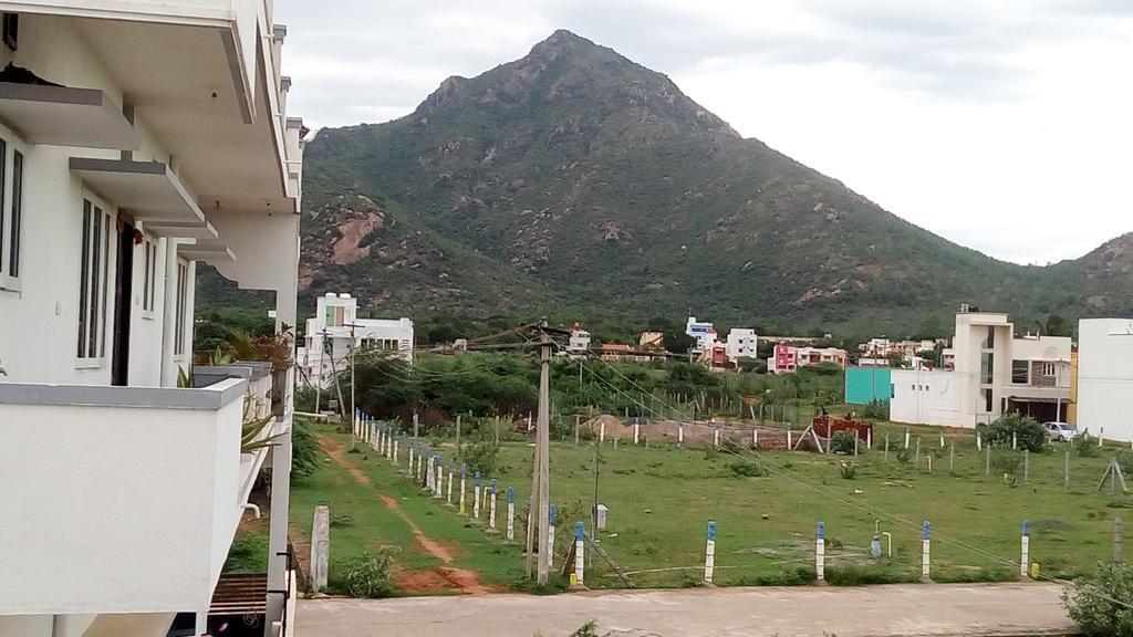 Sabri Guest House Tiruvannāmalai Esterno foto