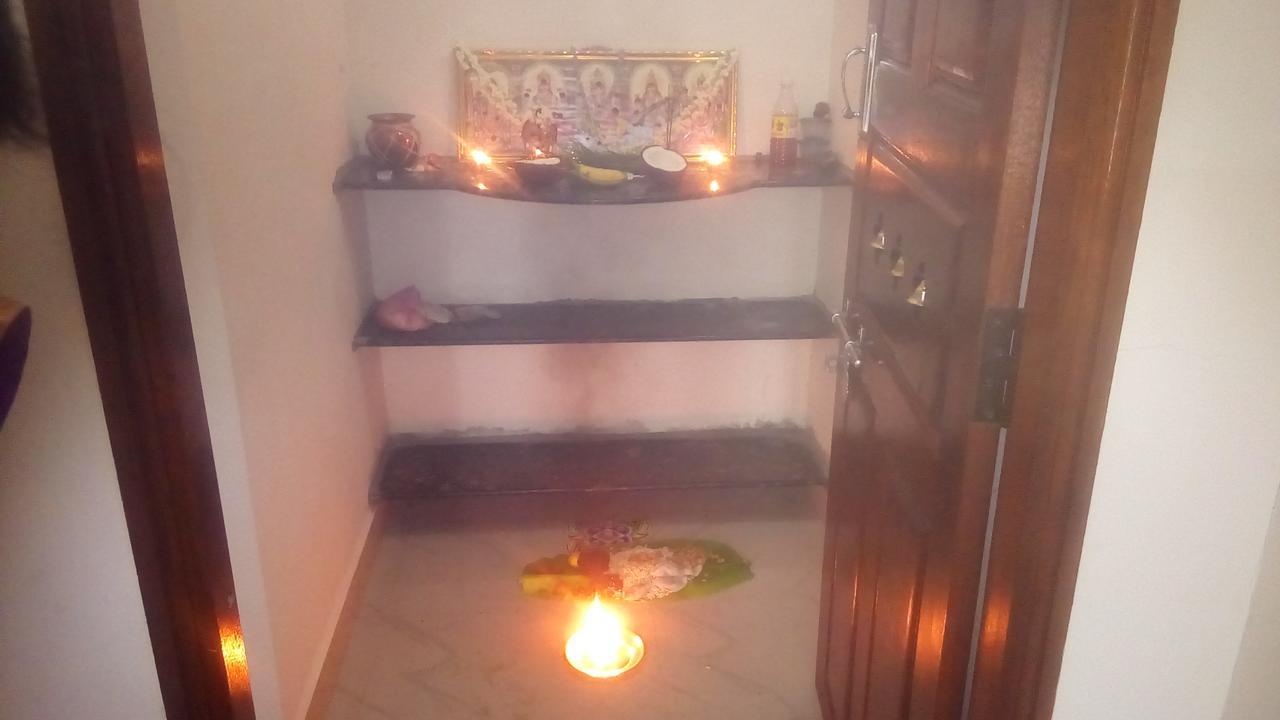 Sabri Guest House Tiruvannāmalai Esterno foto