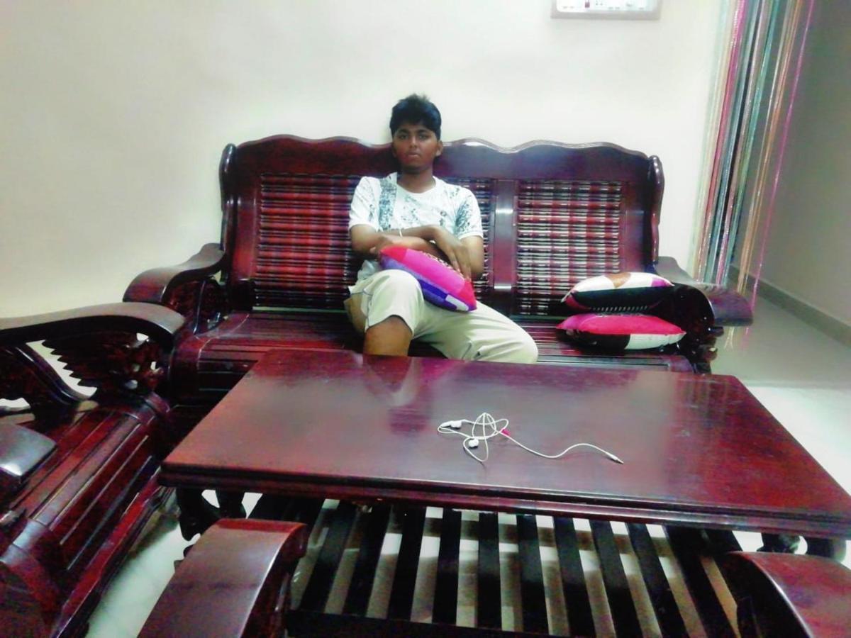 Sabri Guest House Tiruvannāmalai Esterno foto